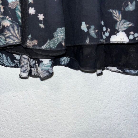 Love Johnny Was Dark Floral Lace Women's Blouse Rayon Romantic L - Picture 7 of 10